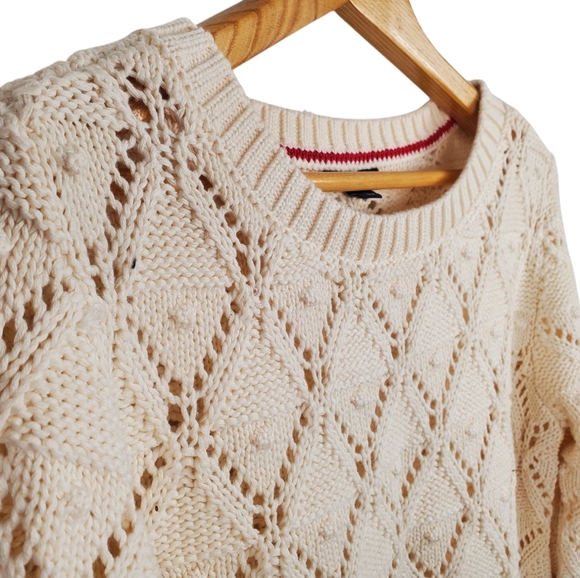 Tommy Hilfiger Cream Sweater for Women. MED - Picture 2 of 11